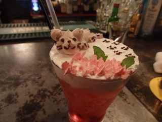Illustration for article titled 3D Cocktail Art Is Cute and Will Get You Drunk